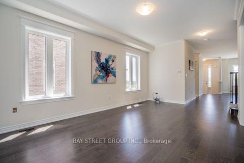 Photo 12 at 24 Sundew Lane, Oak Ridges Lake Wilcox, Richmond Hill