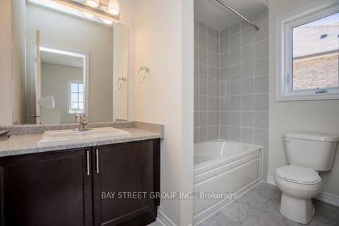 Photo 16 at 24 Sundew Lane, Oak Ridges Lake Wilcox, Richmond Hill