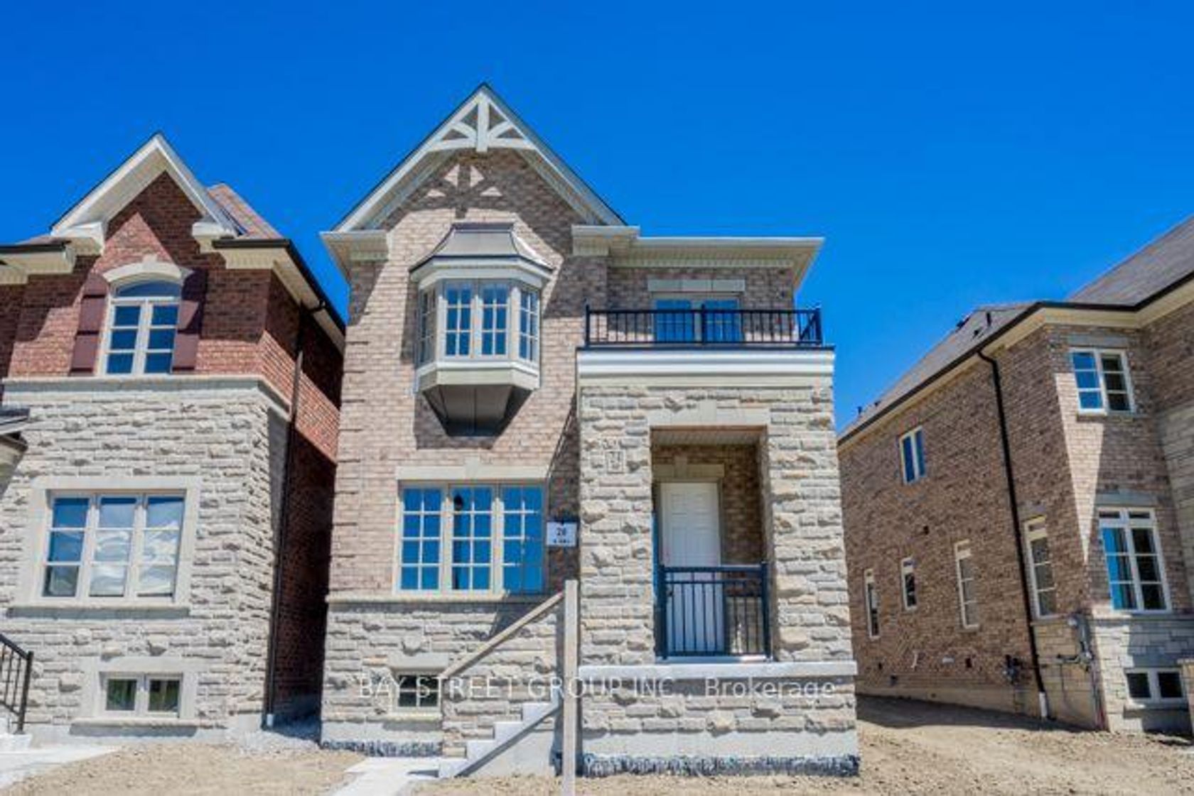 24 Sundew Lane, Oak Ridges Lake Wilcox, Richmond Hill photo number 2