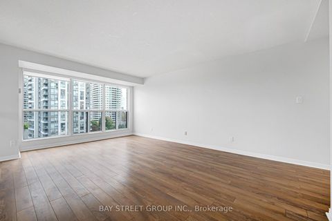 Photo 19 at 906 - 28 Hollywood Avenue, Willowdale East, Toronto