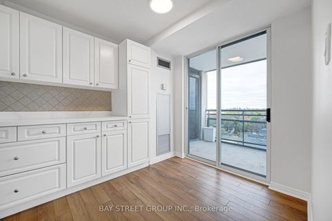 Photo 32 at 906 - 28 Hollywood Avenue, Willowdale East, Toronto