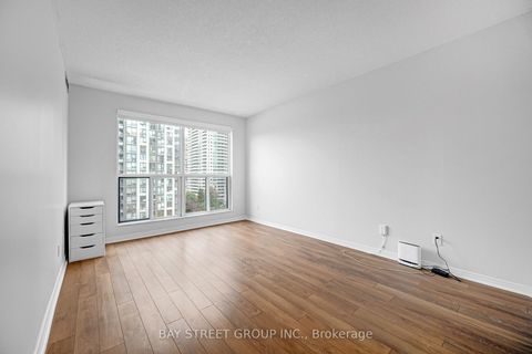 Photo 35 at 906 - 28 Hollywood Avenue, Willowdale East, Toronto