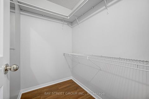 Photo 38 at 906 - 28 Hollywood Avenue, Willowdale East, Toronto
