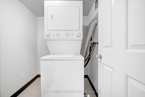 Photo 39 at 906 - 28 Hollywood Avenue, Willowdale East, Toronto