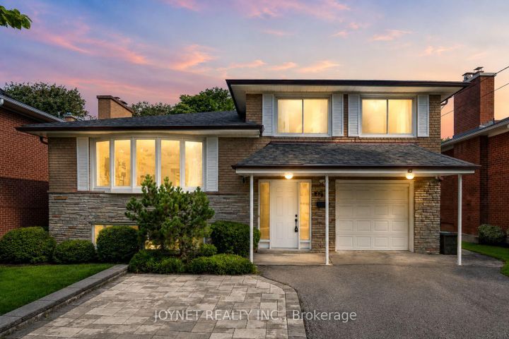 Photo 1 at 42 Brucedale Crescent, Bayview Village, Toronto
