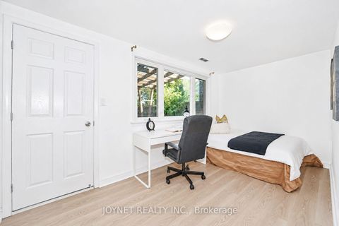 Photo 8 at 42 Brucedale Crescent, Bayview Village, Toronto