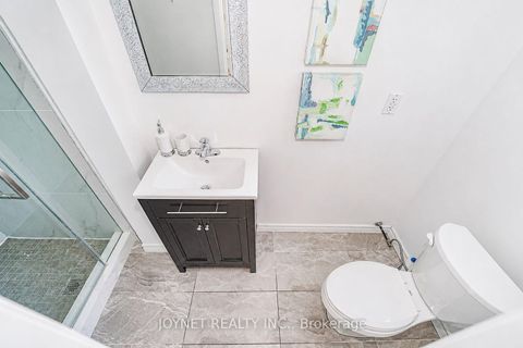 Photo 9 at 42 Brucedale Crescent, Bayview Village, Toronto