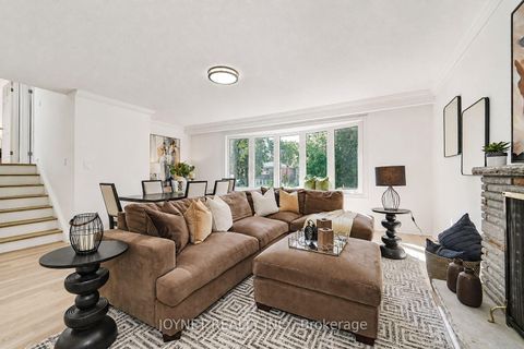 Photo 11 at 42 Brucedale Crescent, Bayview Village, Toronto