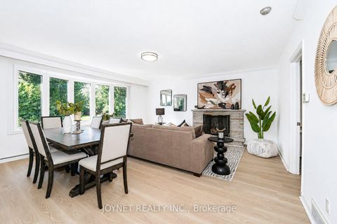 Photo 13 at 42 Brucedale Crescent, Bayview Village, Toronto
