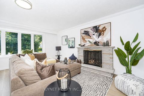 Photo 15 at 42 Brucedale Crescent, Bayview Village, Toronto
