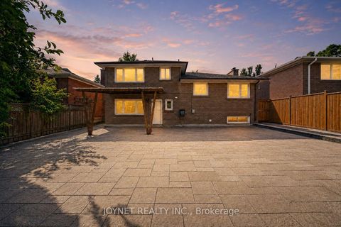 Photo 34 at 42 Brucedale Crescent, Bayview Village, Toronto