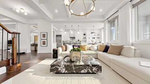 Photo 10 at 40 Shining Willow Court, South Richvale, Richmond Hill