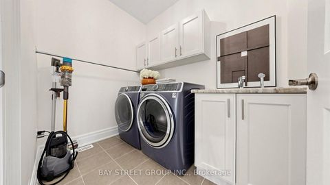 Photo 29 at 40 Shining Willow Court, South Richvale, Richmond Hill