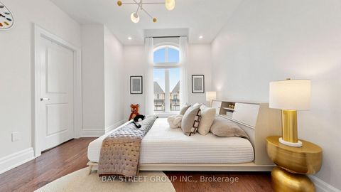 Photo 33 at 40 Shining Willow Court, South Richvale, Richmond Hill