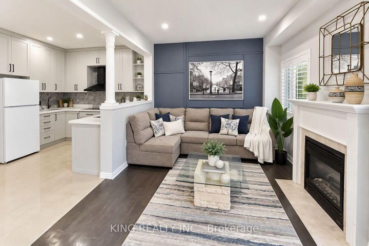 Photo 17 at 72 Baylawn Circle S, Bram East, Brampton