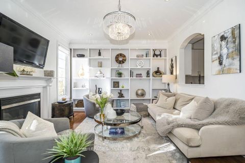 Photo 10 at 7 Pethick Street, Birchmount, Toronto