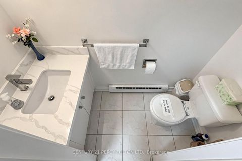 Photo 14 at 20 Zircon Court, Hillcrest Village, Toronto