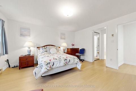 Photo 20 at 20 Zircon Court, Hillcrest Village, Toronto
