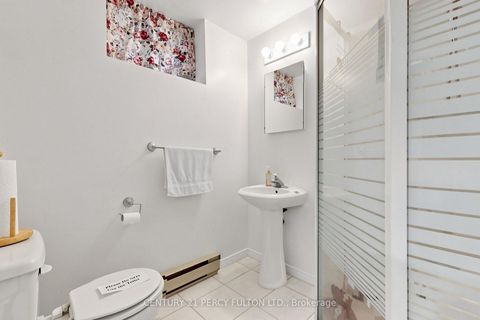 Photo 38 at 20 Zircon Court, Hillcrest Village, Toronto