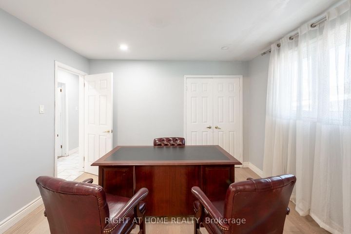 Photo 19 at 62 Iangrove Terrace, L'Amoreaux, Toronto
