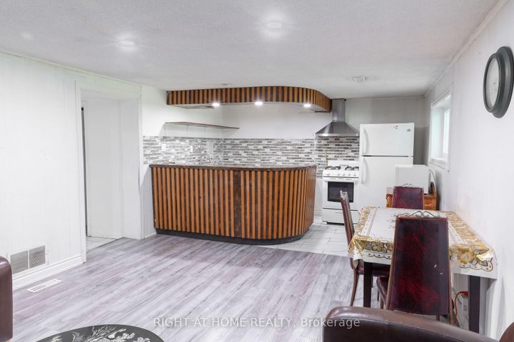 Photo 25 at 62 Iangrove Terrace, L'Amoreaux, Toronto