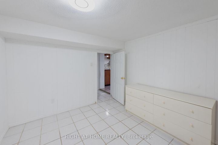 Photo 26 at 62 Iangrove Terrace, L'Amoreaux, Toronto