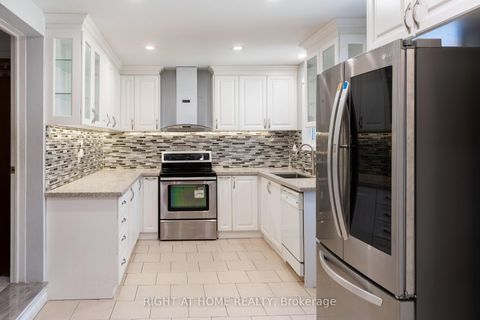 Photo 11 at 62 Iangrove Terrace, L'Amoreaux, Toronto