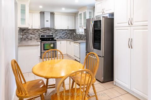 Photo 12 at 62 Iangrove Terrace, L'Amoreaux, Toronto