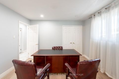 Photo 19 at 62 Iangrove Terrace, L'Amoreaux, Toronto