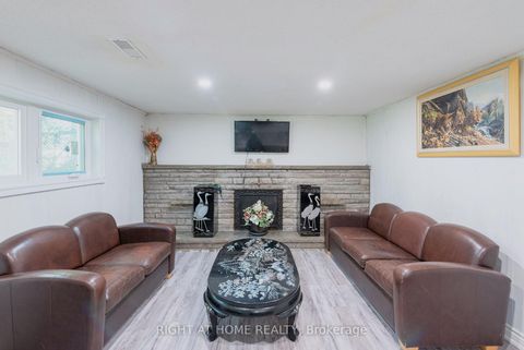 Photo 22 at 62 Iangrove Terrace, L'Amoreaux, Toronto