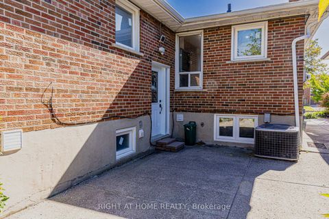 Photo 40 at 62 Iangrove Terrace, L'Amoreaux, Toronto