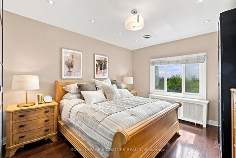Photo 17 at 35 Regal Road, Wychwood, Toronto