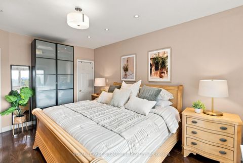 Photo 19 at 35 Regal Road, Wychwood, Toronto