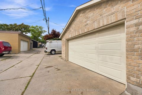 Photo 24 at 35 Regal Road, Wychwood, Toronto