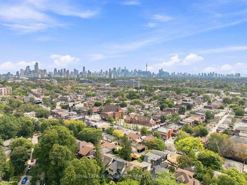 Photo 27 at 35 Regal Road, Wychwood, Toronto
