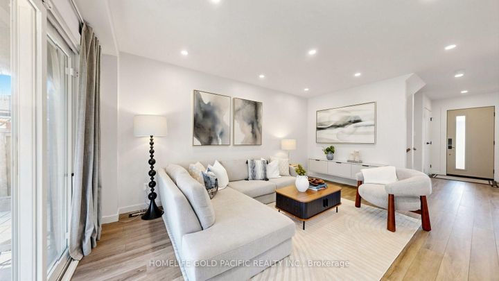 Photo 4 at 60 Elmfield Crescent, Steeles, Toronto