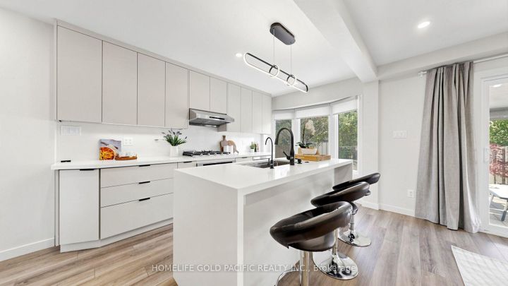 Photo 7 at 60 Elmfield Crescent, Steeles, Toronto