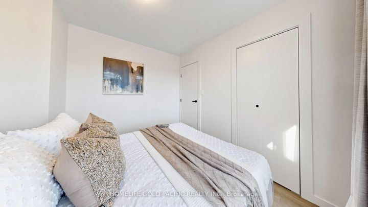 Photo 25 at 60 Elmfield Crescent, Steeles, Toronto