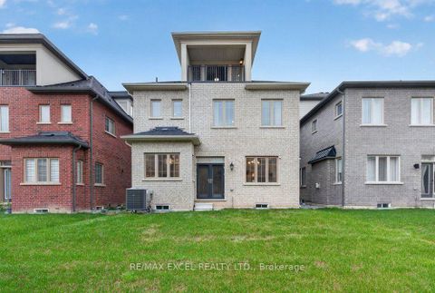 Photo 48 at 17 Cinquefoil Street, Rural Richmond Hill, Richmond Hill