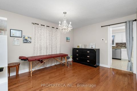 Photo 4 at 235 Brownridge Drive, Brownridge, Vaughan