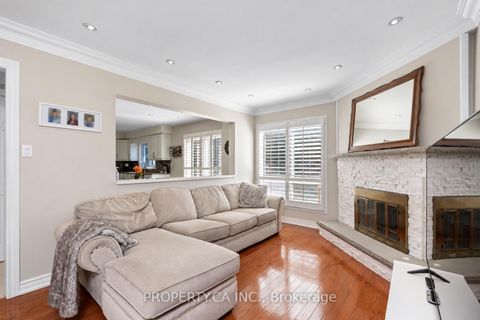 Photo 10 at 235 Brownridge Drive, Brownridge, Vaughan
