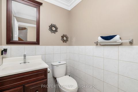 Photo 11 at 235 Brownridge Drive, Brownridge, Vaughan