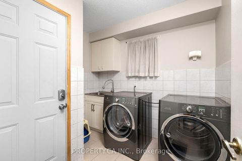 Photo 12 at 235 Brownridge Drive, Brownridge, Vaughan