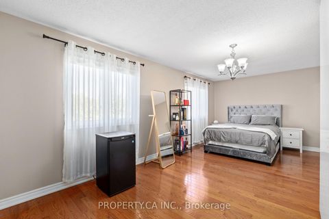 Photo 16 at 235 Brownridge Drive, Brownridge, Vaughan