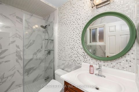 Photo 18 at 235 Brownridge Drive, Brownridge, Vaughan