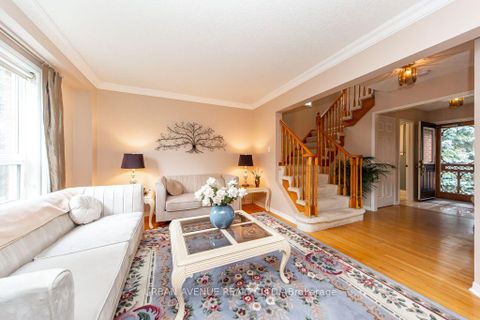 Photo 11 at 15 Natanya Boulevard, Keswick North, Georgina