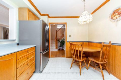 Photo 15 at 15 Natanya Boulevard, Keswick North, Georgina