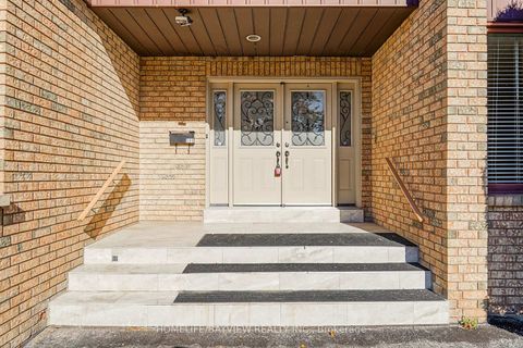 Photo 2 at 580 Elgin Mills Road W, Westbrook, Richmond Hill
