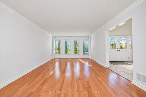Photo 4 at 580 Elgin Mills Road W, Westbrook, Richmond Hill