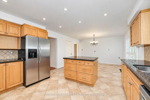 Photo 9 at 580 Elgin Mills Road W, Westbrook, Richmond Hill